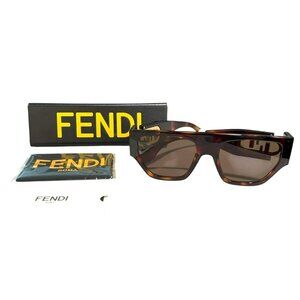 New Fendi Tortoiseshell FF Rectangular Sunglasses Gold Logo Accents FE40108U